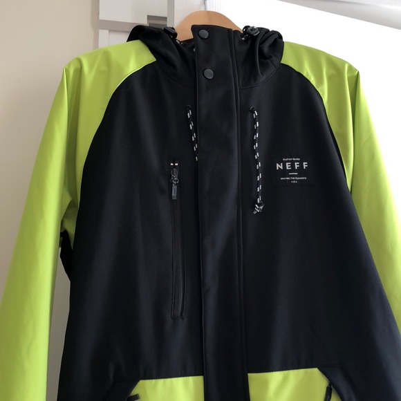 Men’s Neff coat - Picture 2 of 6